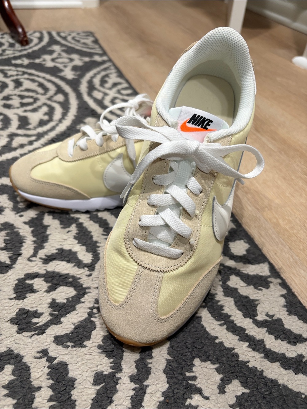 Nike Women's Sneakers in Pale Yellow and White with Orange Logo
